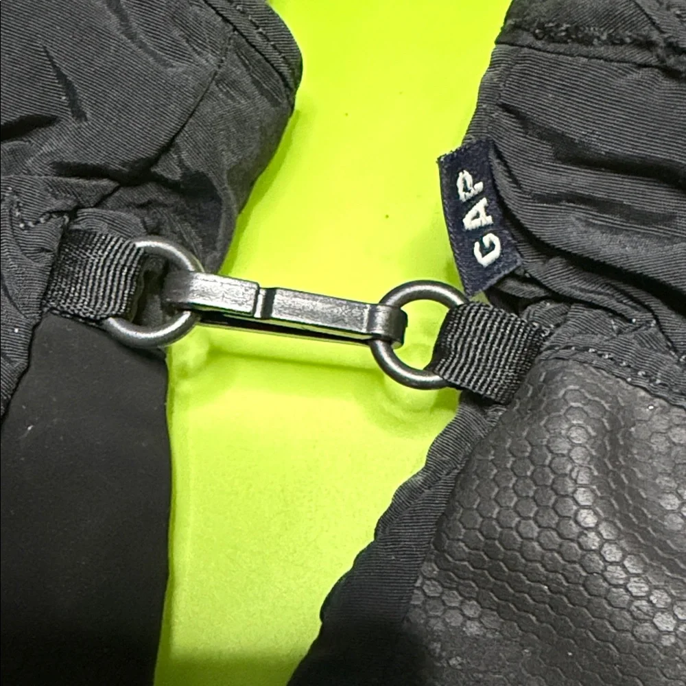 Boys Small Black Winter Gloves